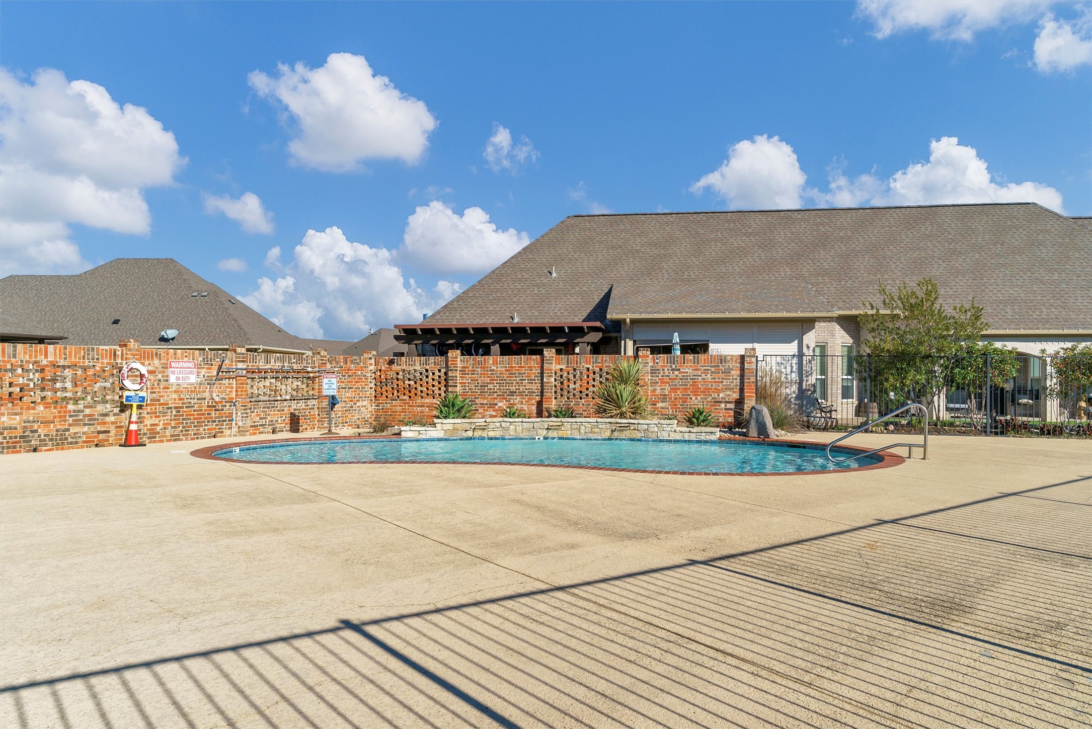 3300 Fountain Way Granbury TX 76049
