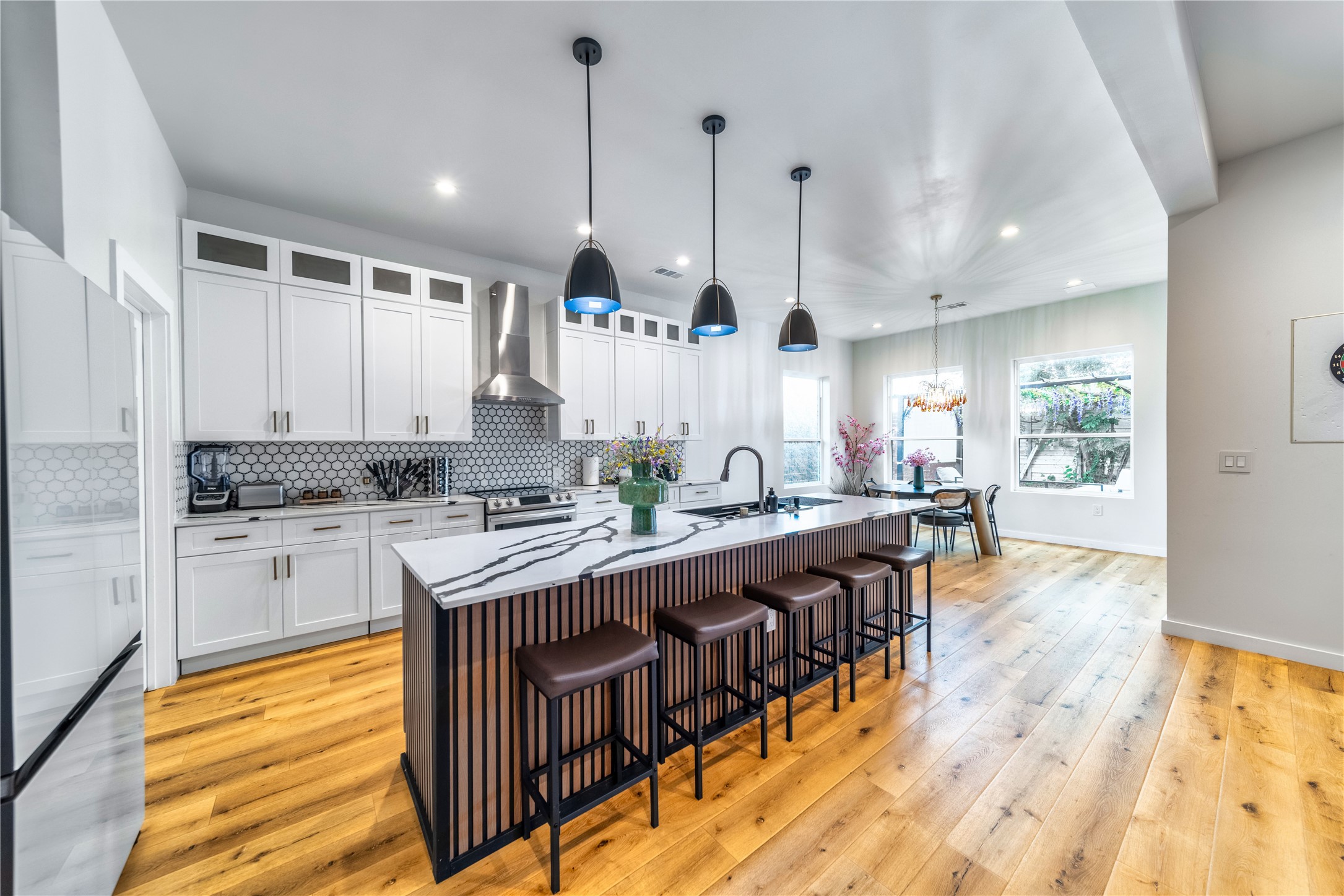 1704 Mcbroom Street Dallas TX 75212
