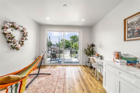1704 Mcbroom Street Dallas TX 75212