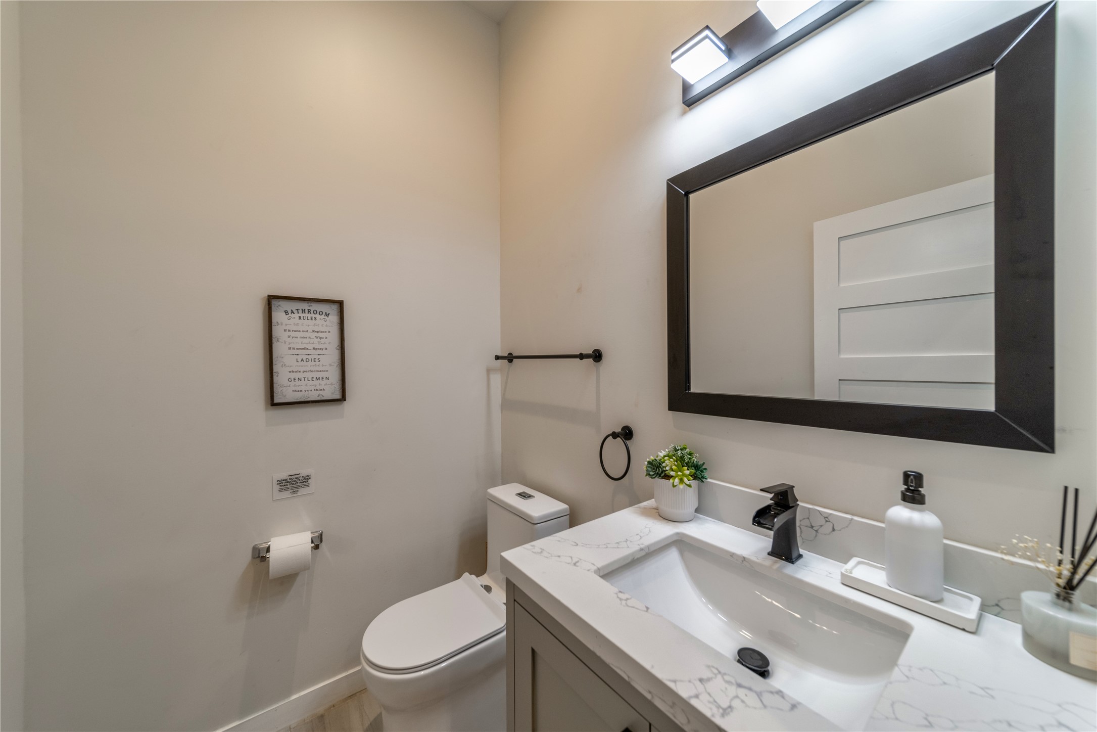 1704 Mcbroom Street Dallas TX 75212