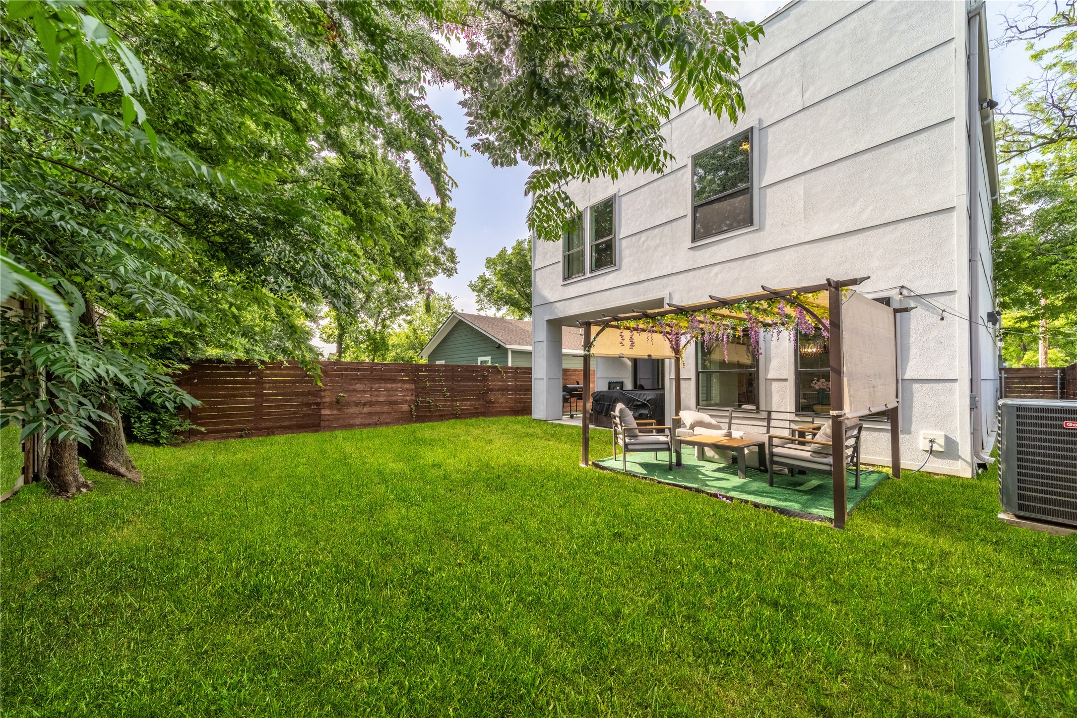 1704 Mcbroom Street Dallas TX 75212
