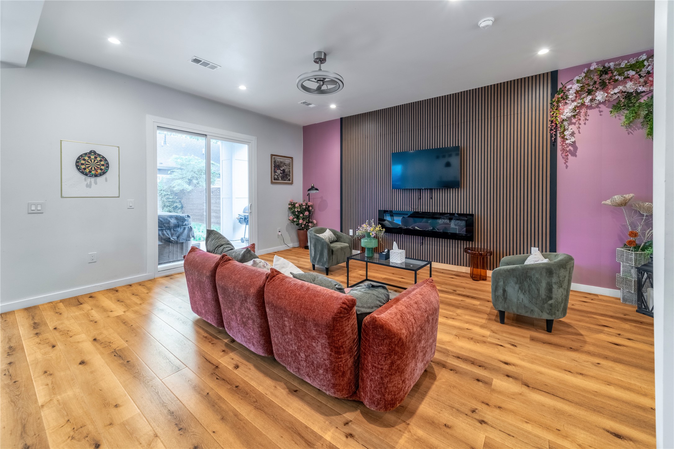 1704 Mcbroom Street Dallas TX 75212