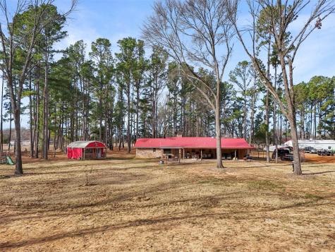7766 N State Highway 78 Ravenna TX 75476