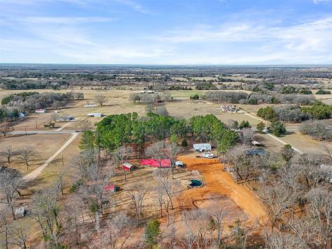 7766 N State Highway 78 Ravenna TX 75476