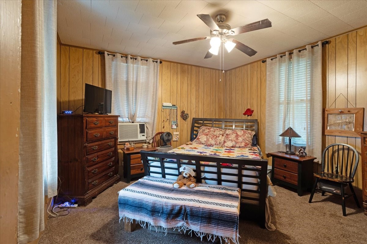 1231 W Woodard Street Denison TX 75020
