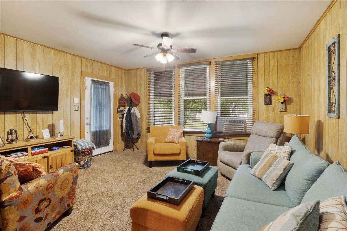 1231 W Woodard Street Denison TX 75020