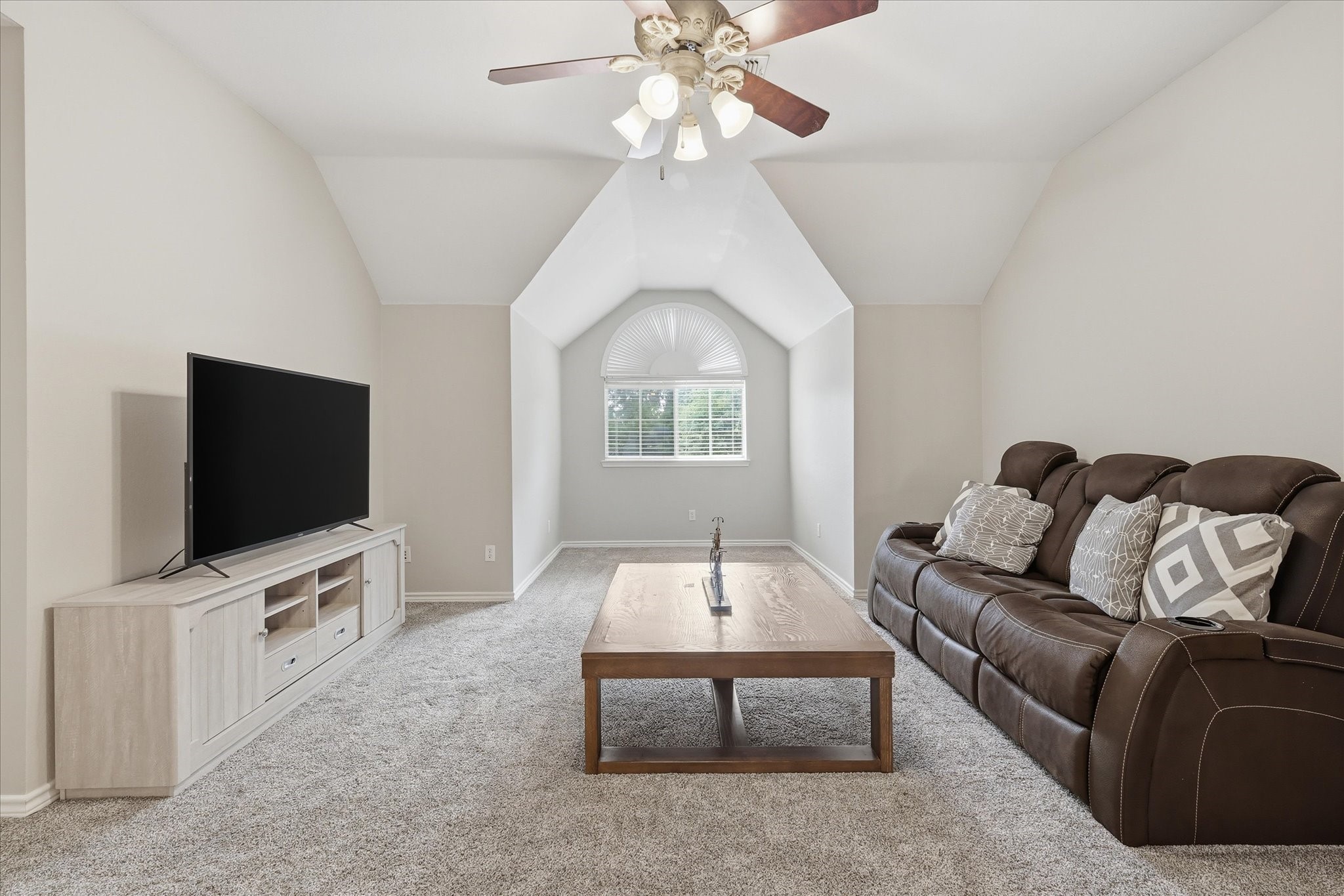 1674 Knoll Ridge Circle Corinth TX 76210