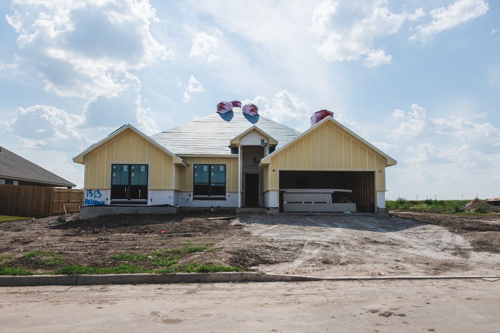 1313 Red Rock Road Hewitt TX 76643