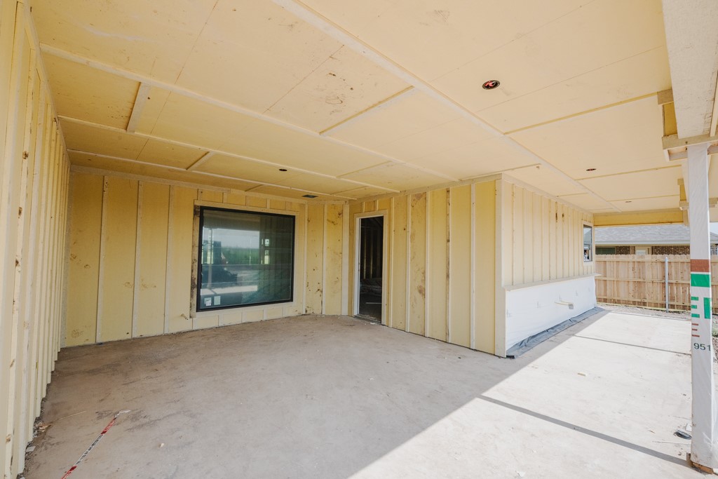 1313 Red Rock Road Hewitt TX 76643