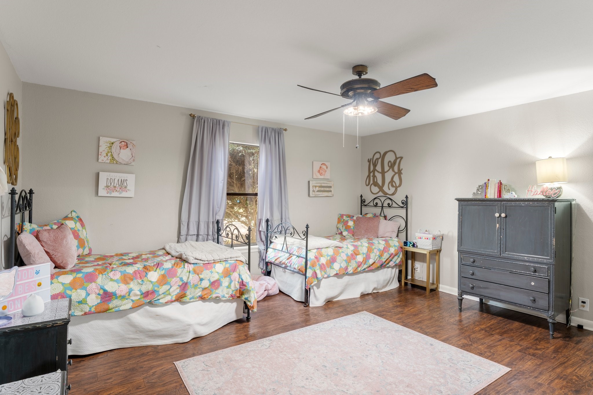 1805 E Lake Drive Gladewater TX 75647