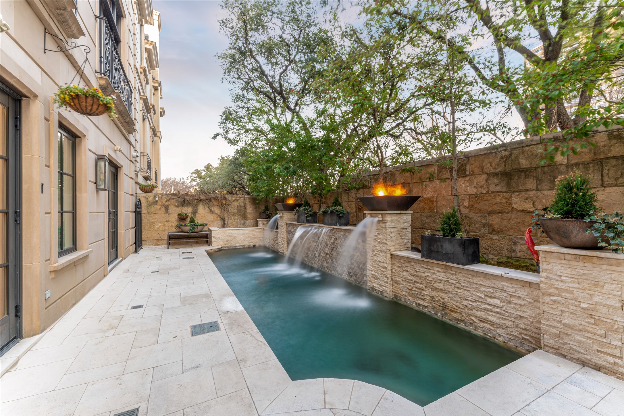 3901 Turtle Creek Boulevard Dallas TX 75219