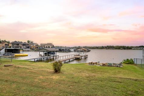 154 Memorial Drive Gun Barrel City TX 75156