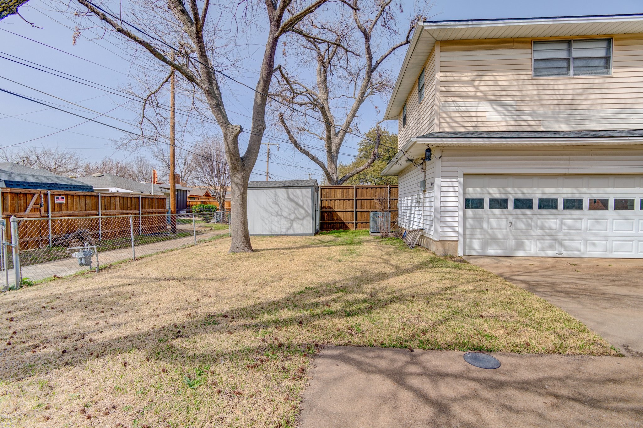 9203 Lindaro Lane Dallas TX 75228
