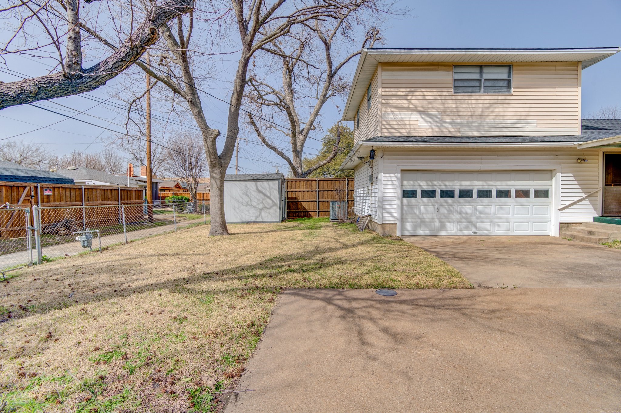 9203 Lindaro Lane Dallas TX 75228