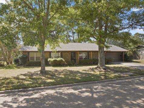 106 Kent Drive Pittsburg TX 75686