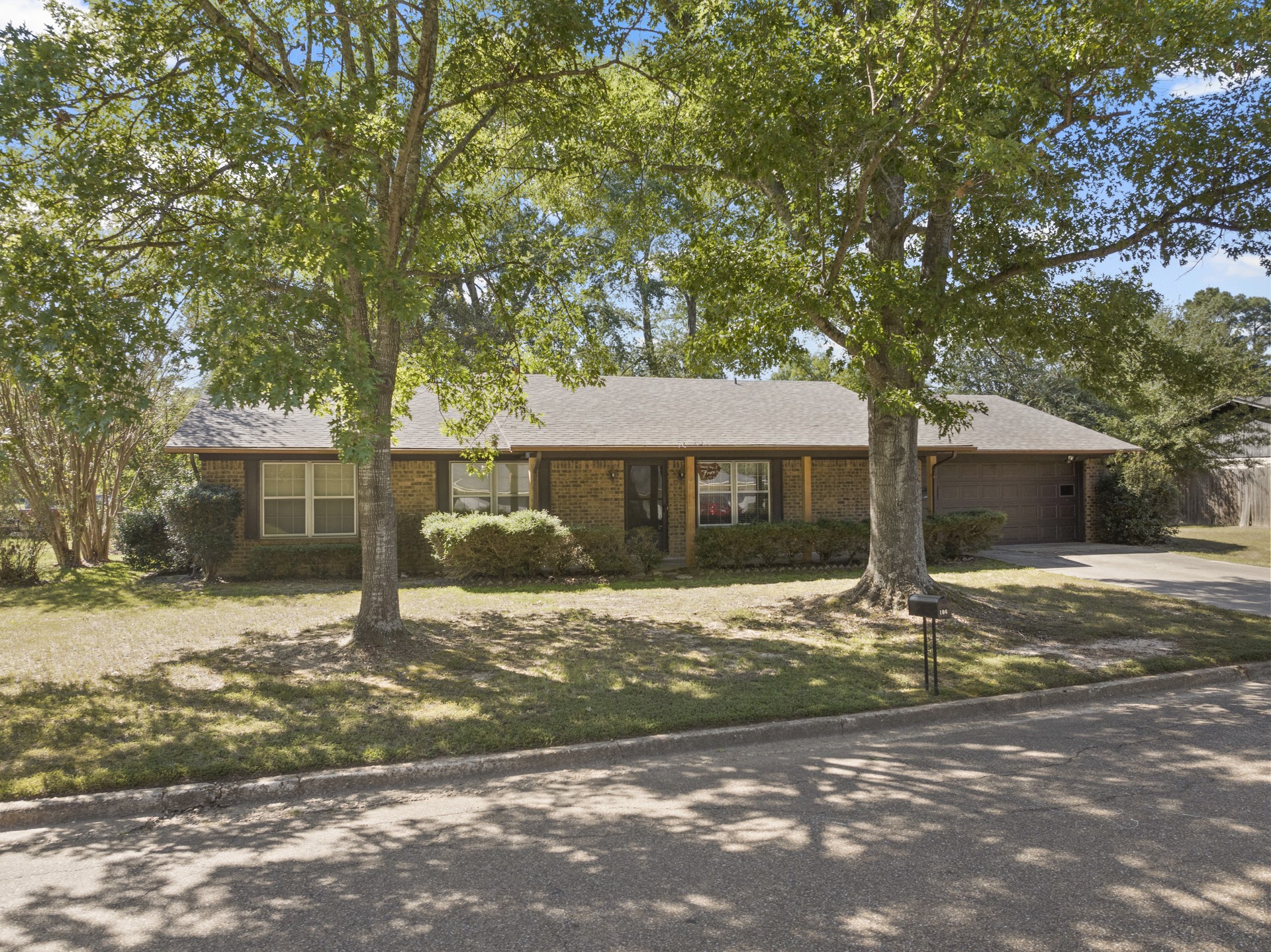 106 Kent Drive Pittsburg TX 75686