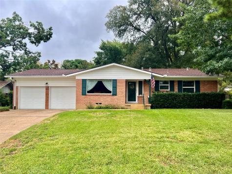 1813 Woods Drive Arlington TX 76010