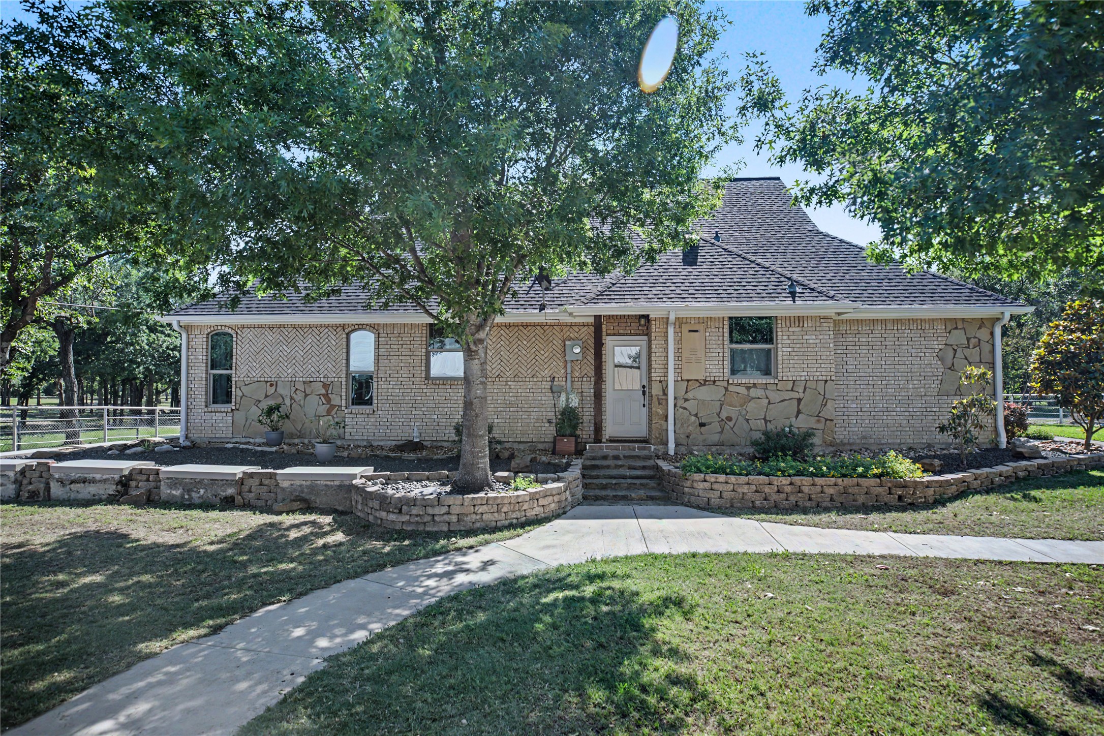 101 Friendship Circle West Tawakoni TX 75474