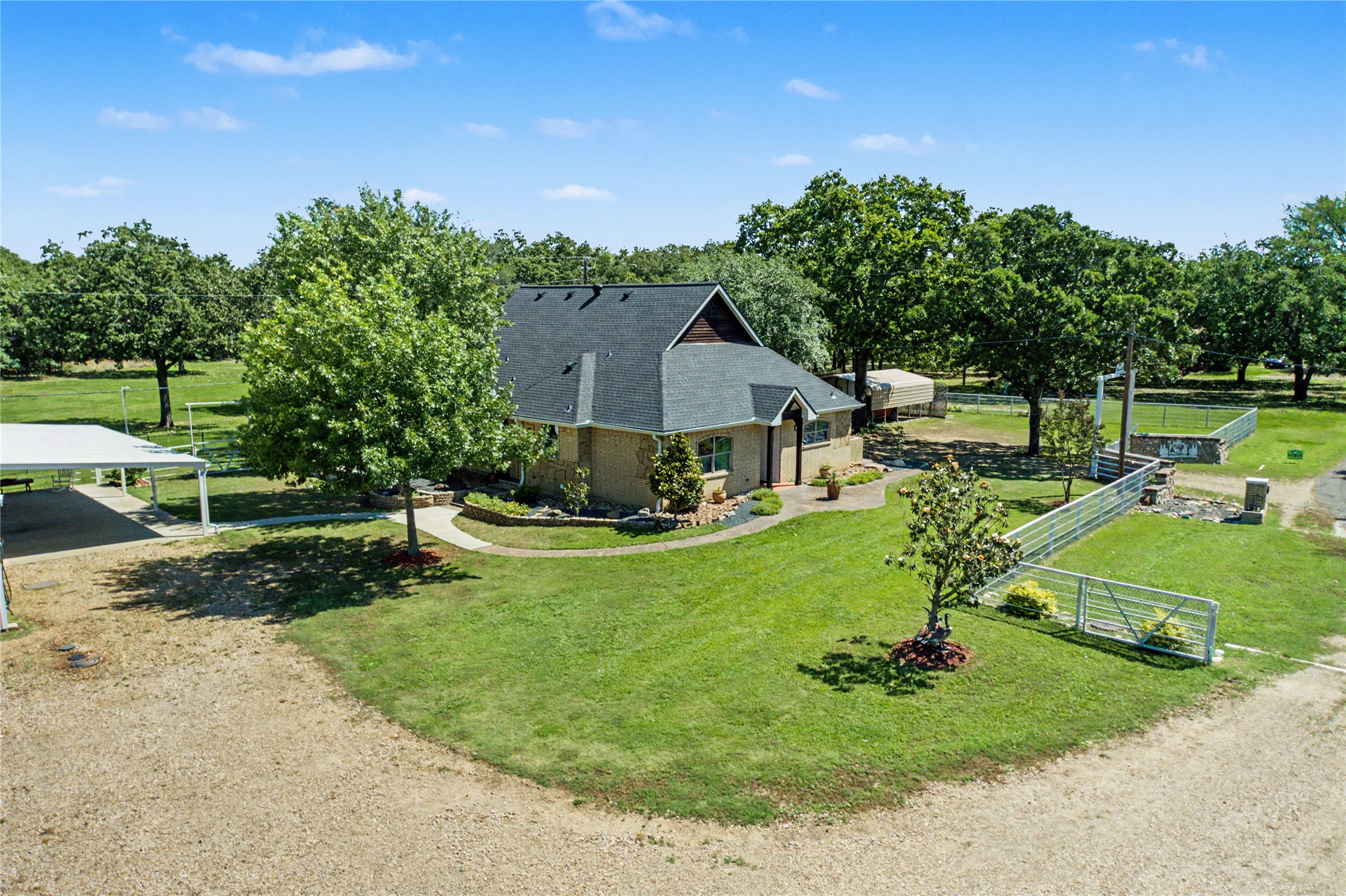 101 Friendship Circle West Tawakoni TX 75474