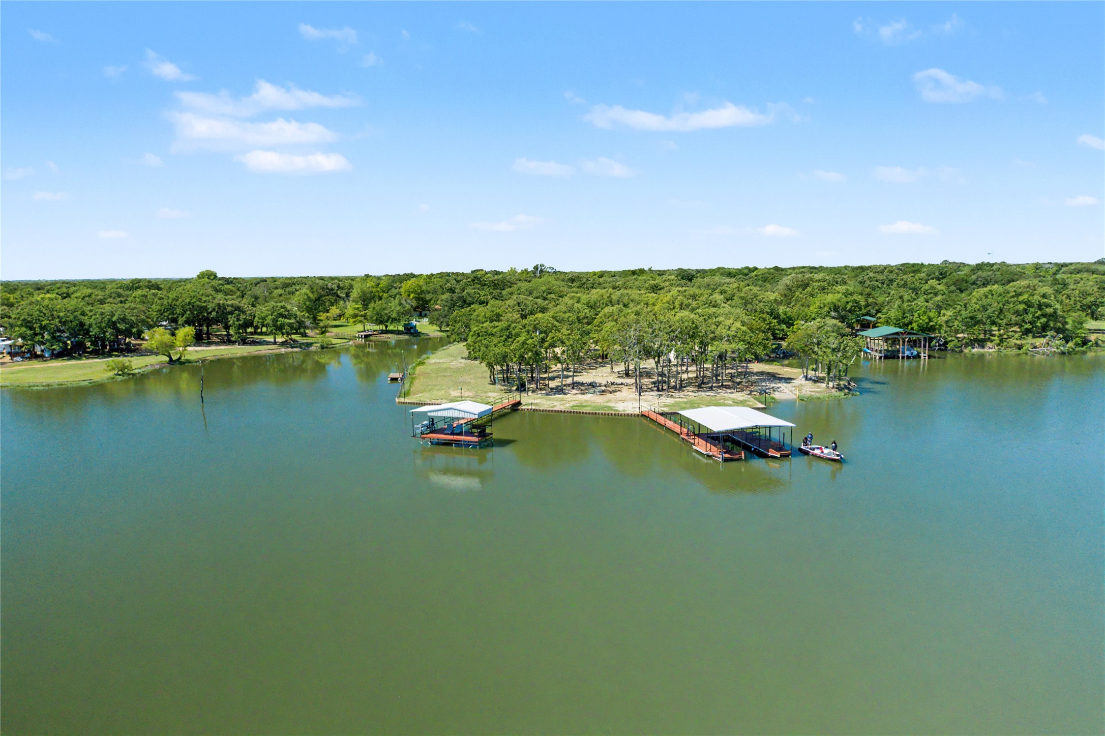 101 Friendship Circle West Tawakoni TX 75474