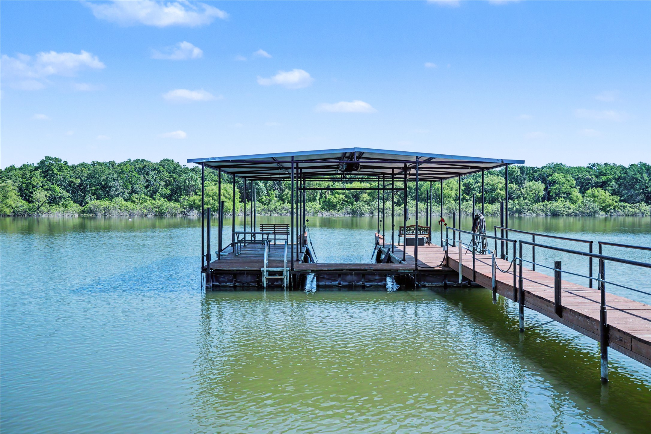 101 Friendship Circle West Tawakoni TX 75474