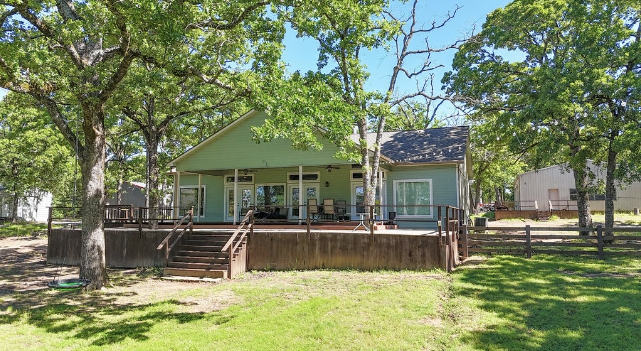 9501 Oakwood Road Quinlan TX 75474