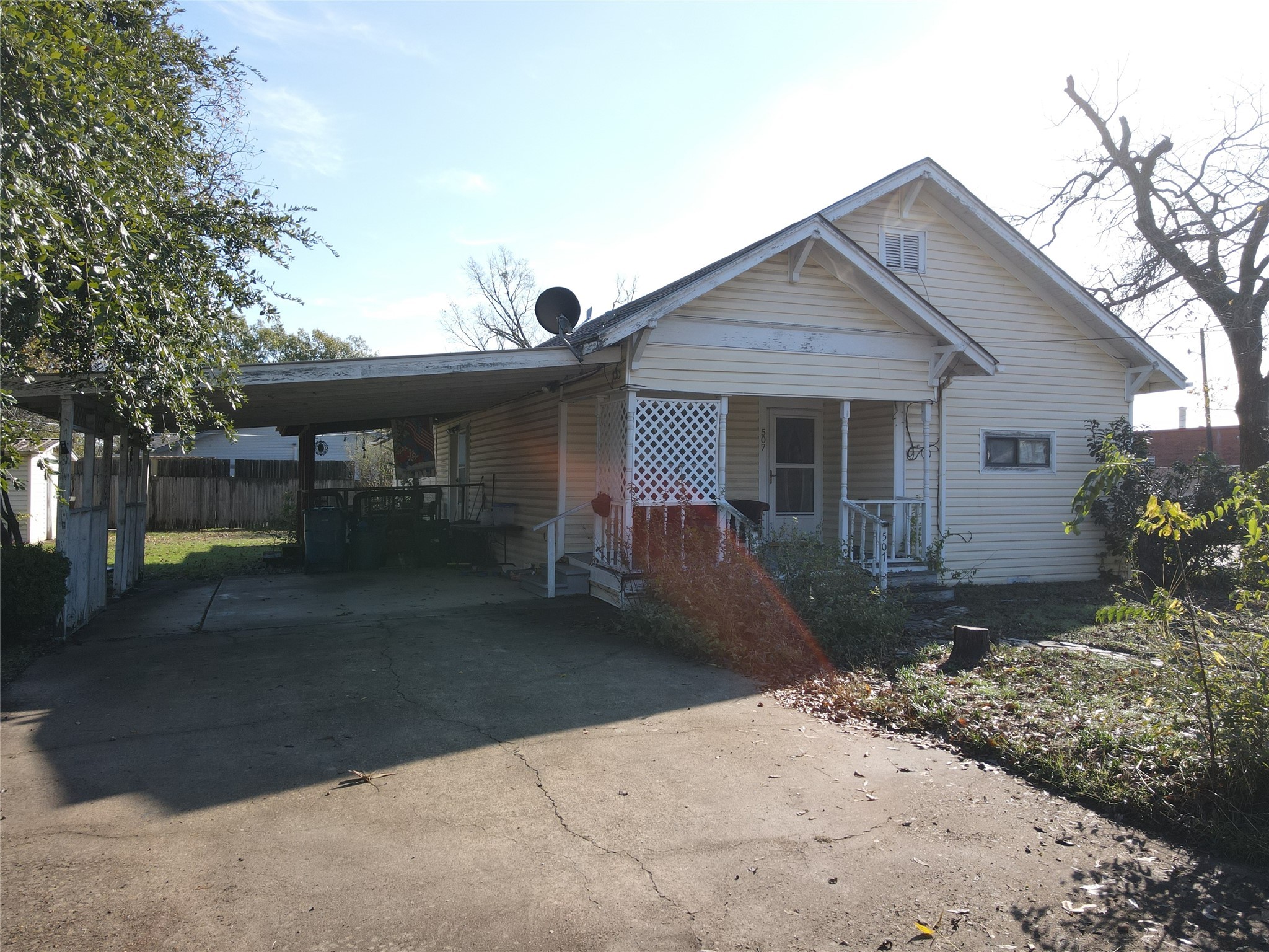 507 S Jackson Street Kaufman TX 75142