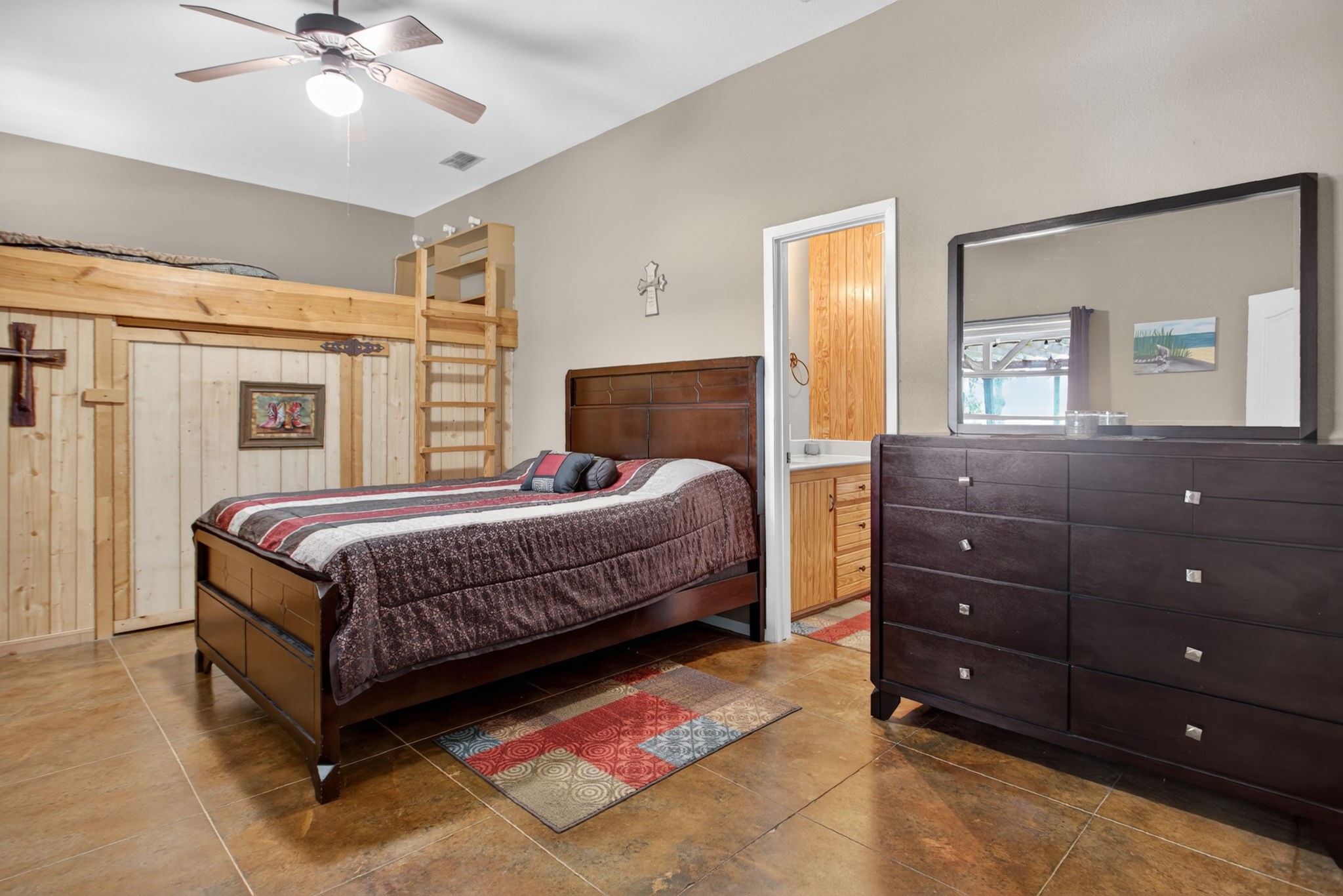 2112 N County Road 810 Alvarado TX 76009