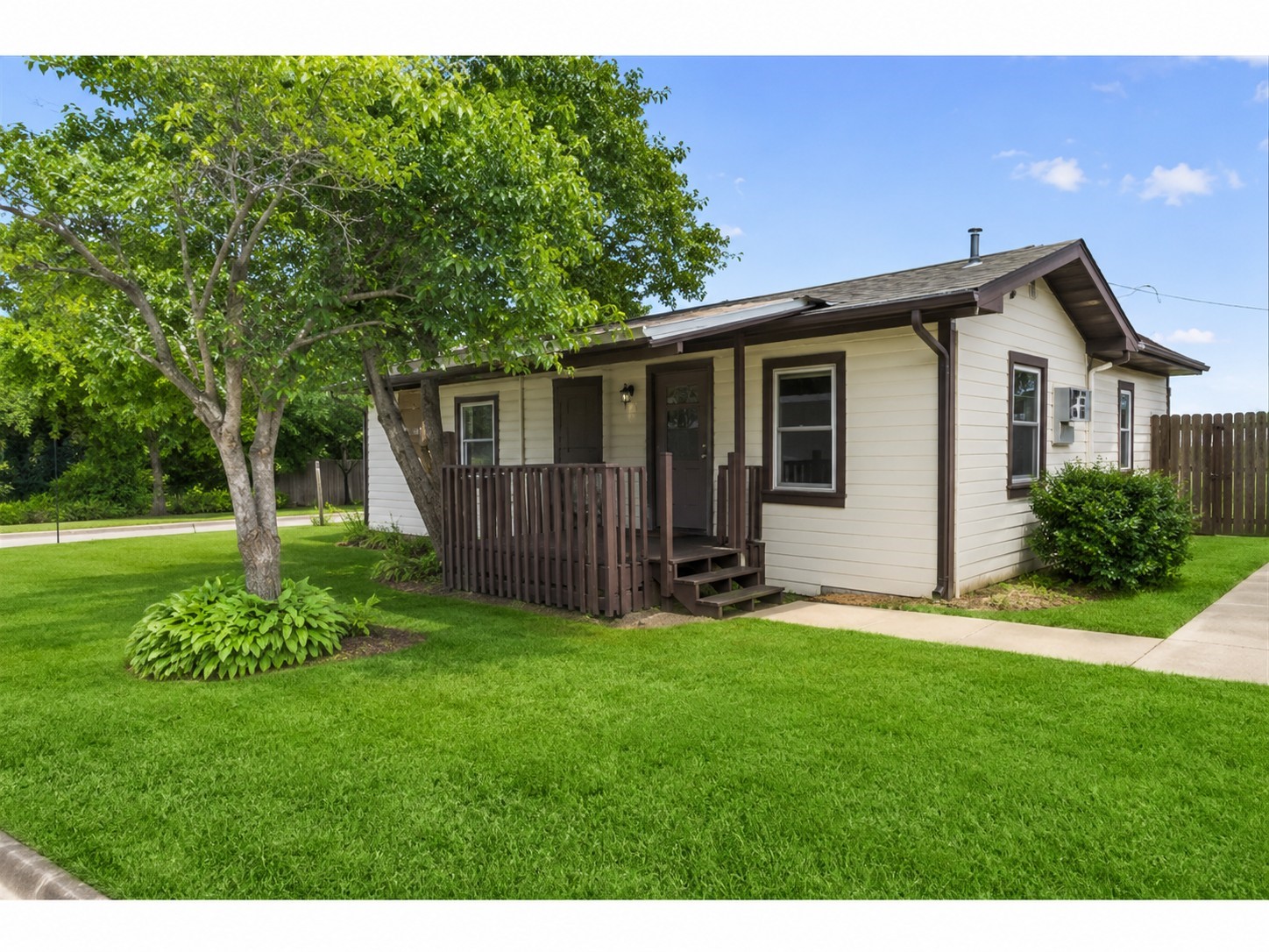2112 N County Road 810 Alvarado TX 76009