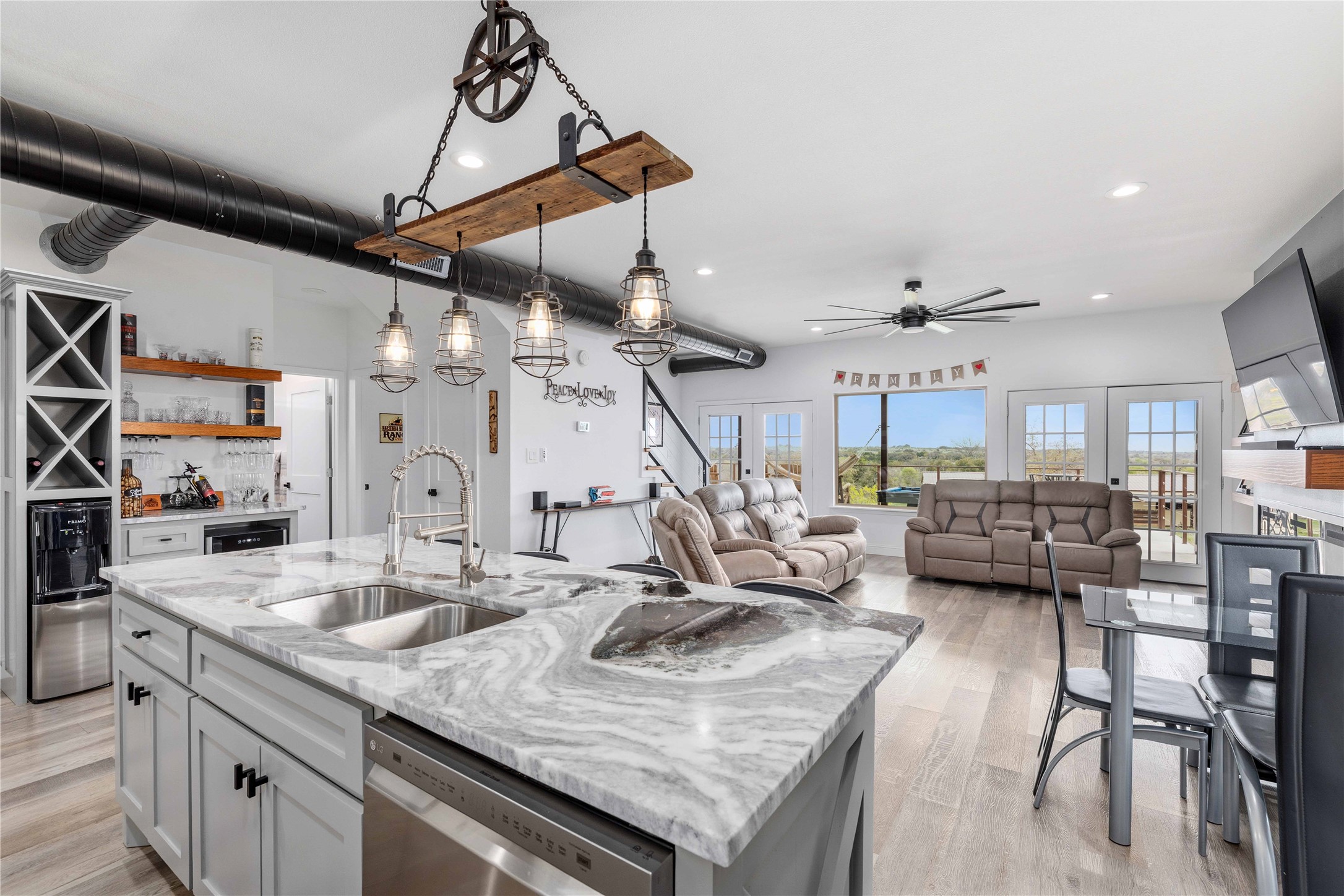 115 Comanche Vista Drive Comanche TX 76442