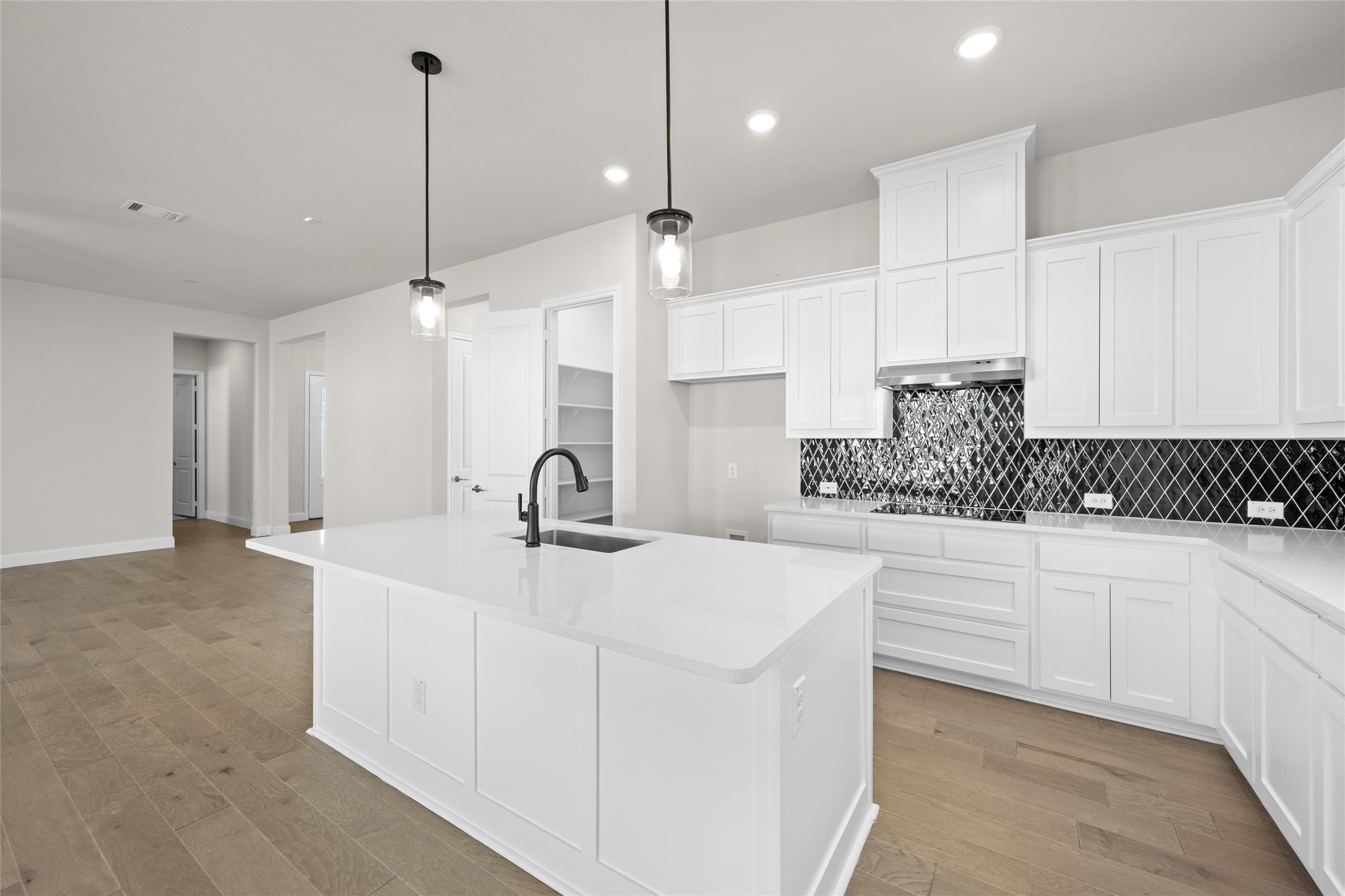 4017 Alpine Street Midlothian TX 76065