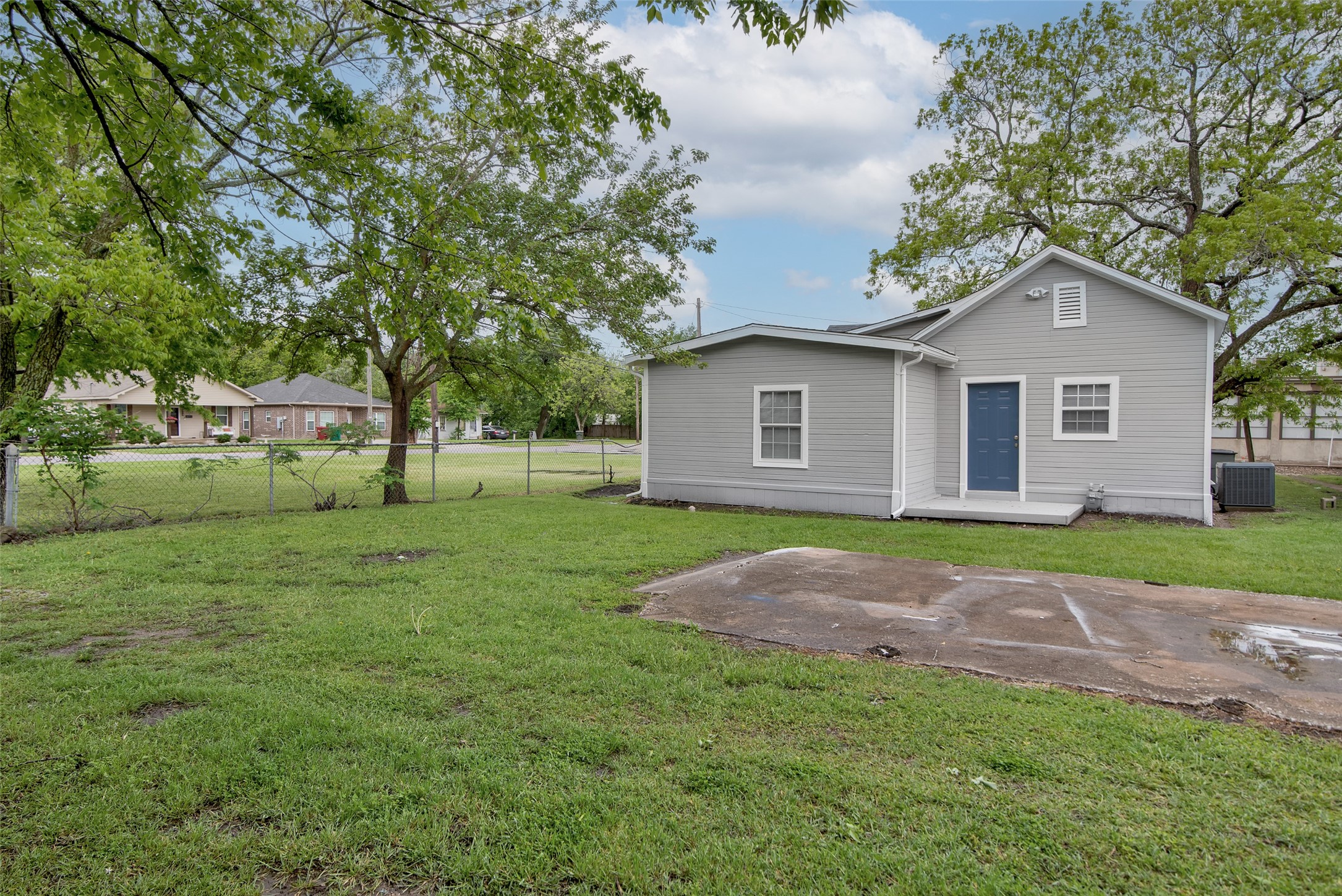 905 N Raymond Polk Sr Memorial Drive Sherman TX 75090