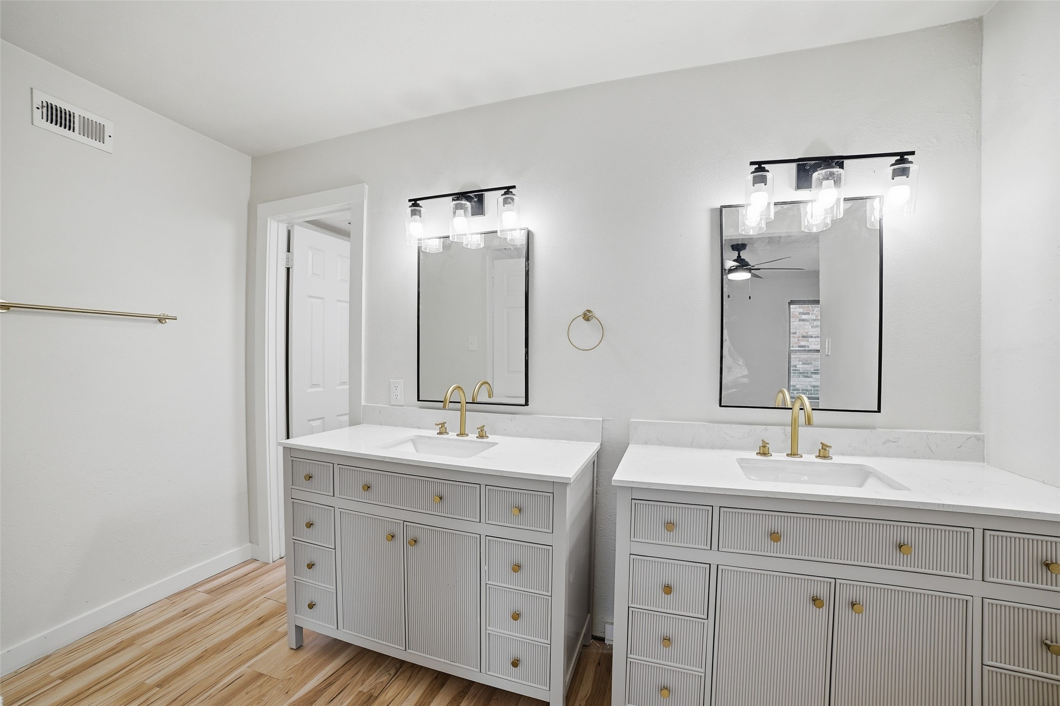 2929 Kingswood Drive Garland TX 75040