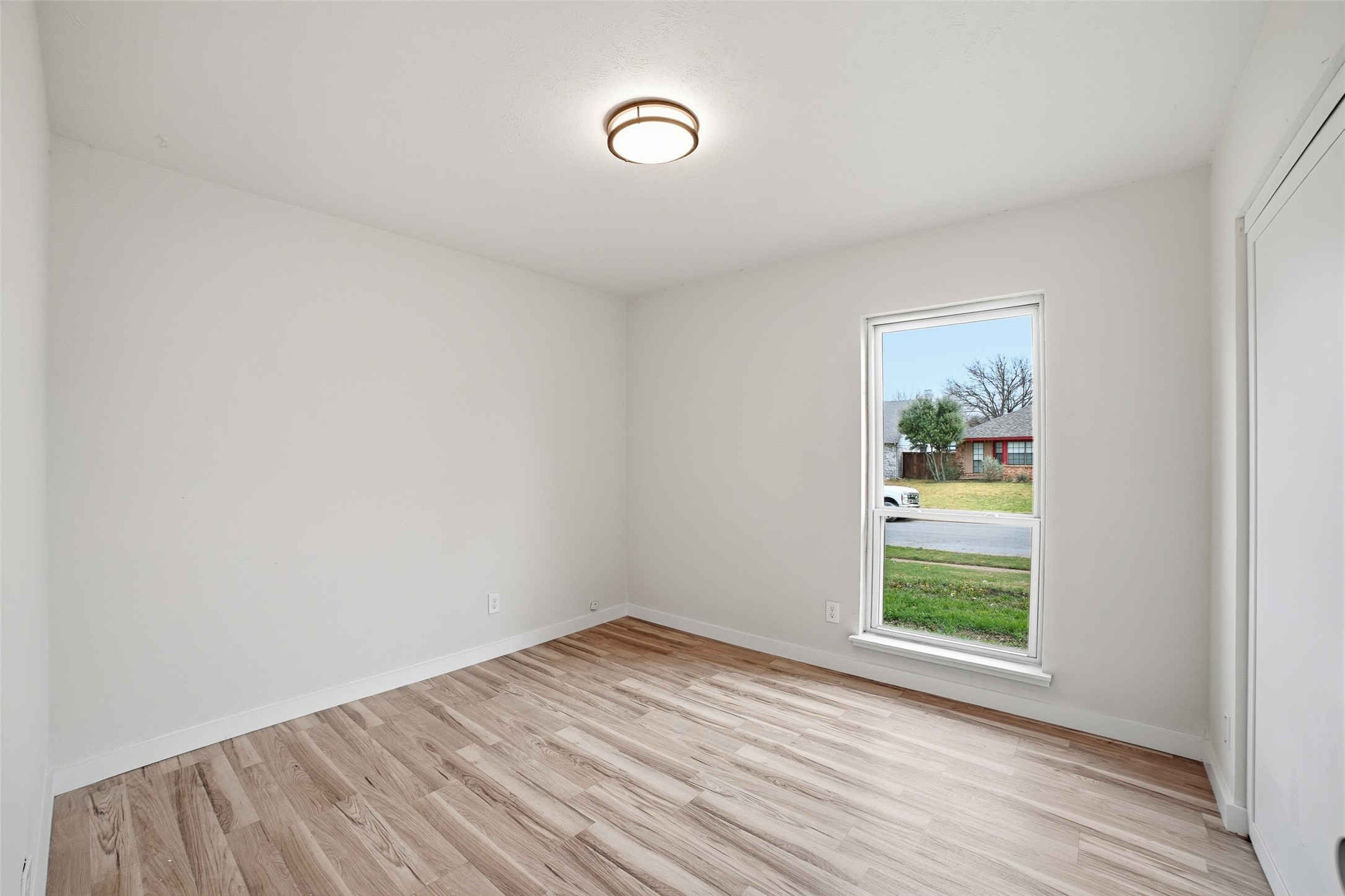 2929 Kingswood Drive Garland TX 75040