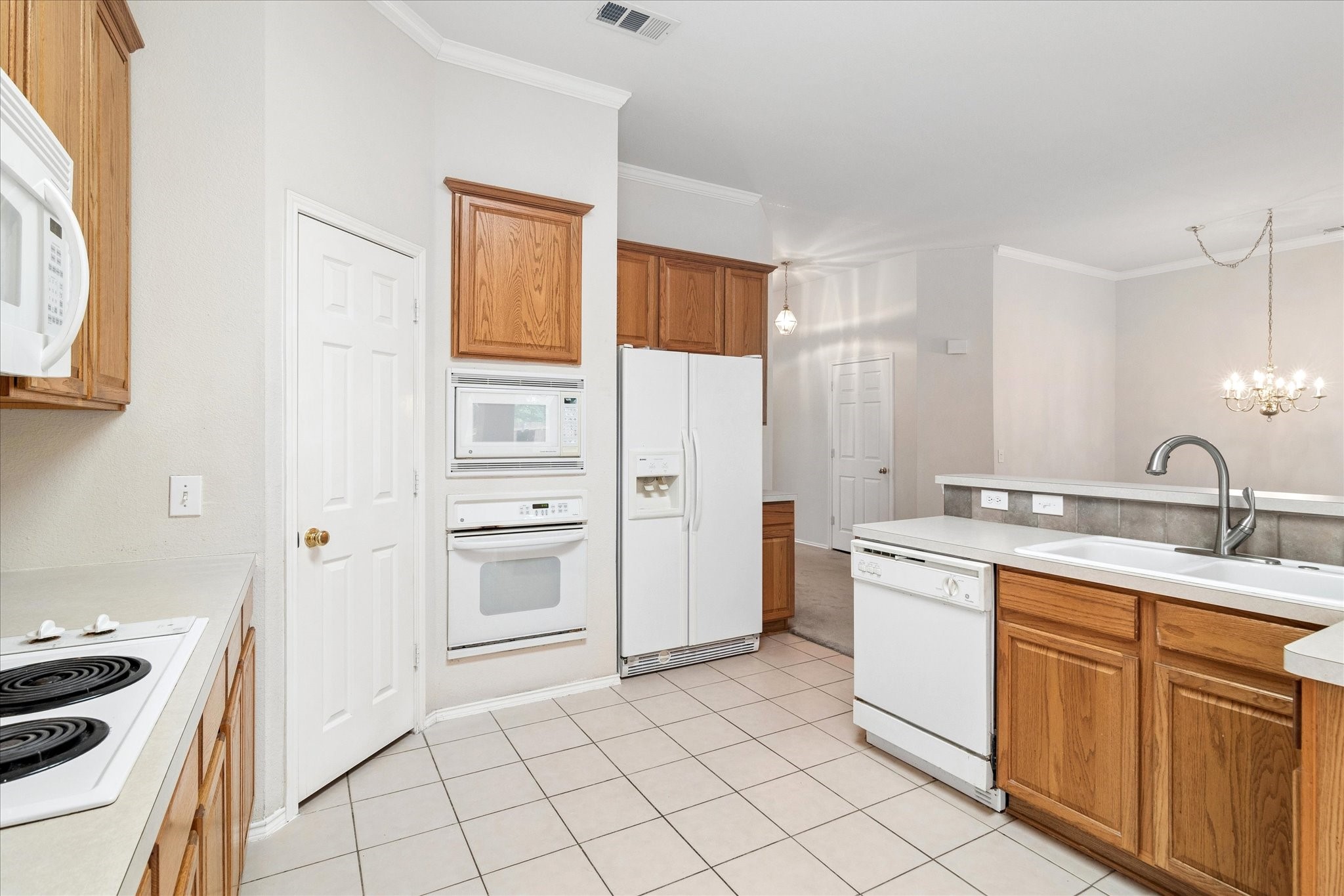 3711 Palmetto Court Denton TX 76210