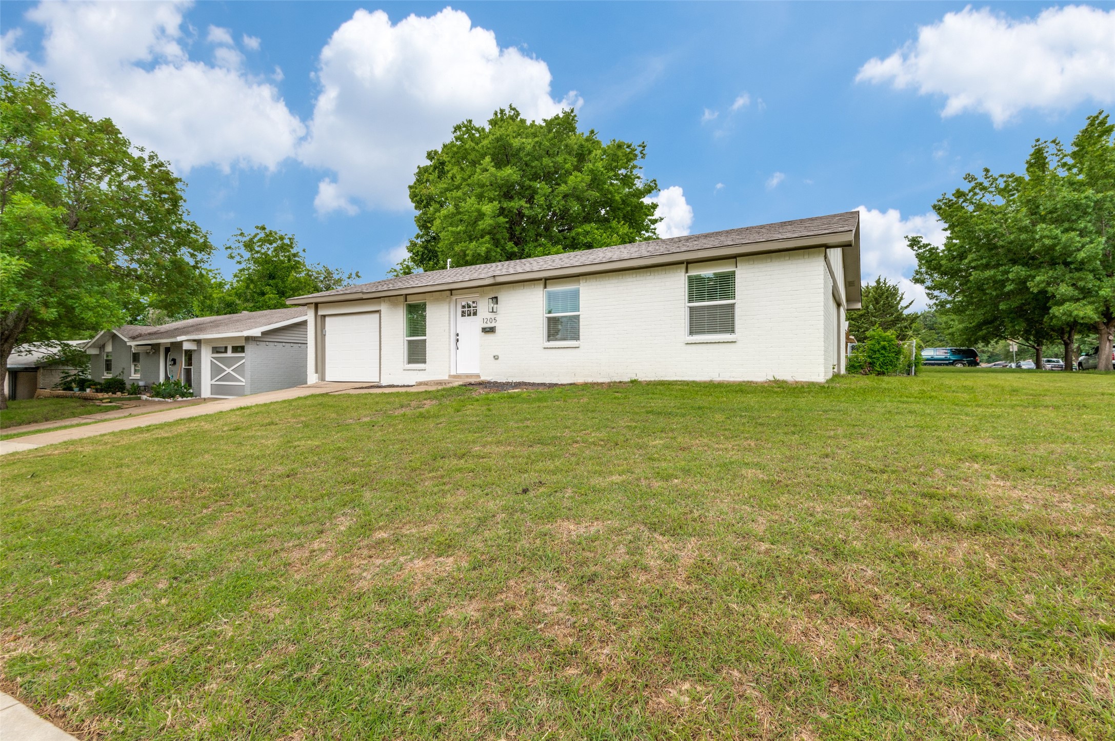 1205 Las Palmas Drive Grand Prairie TX 75052