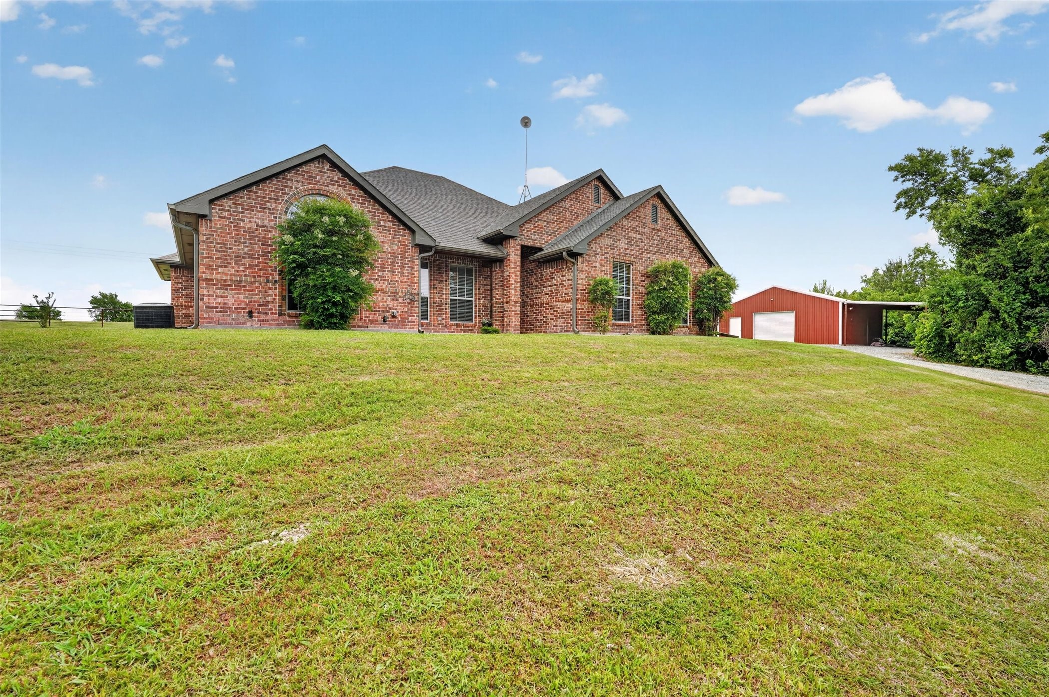2828 Bennett Road Howe TX 75459