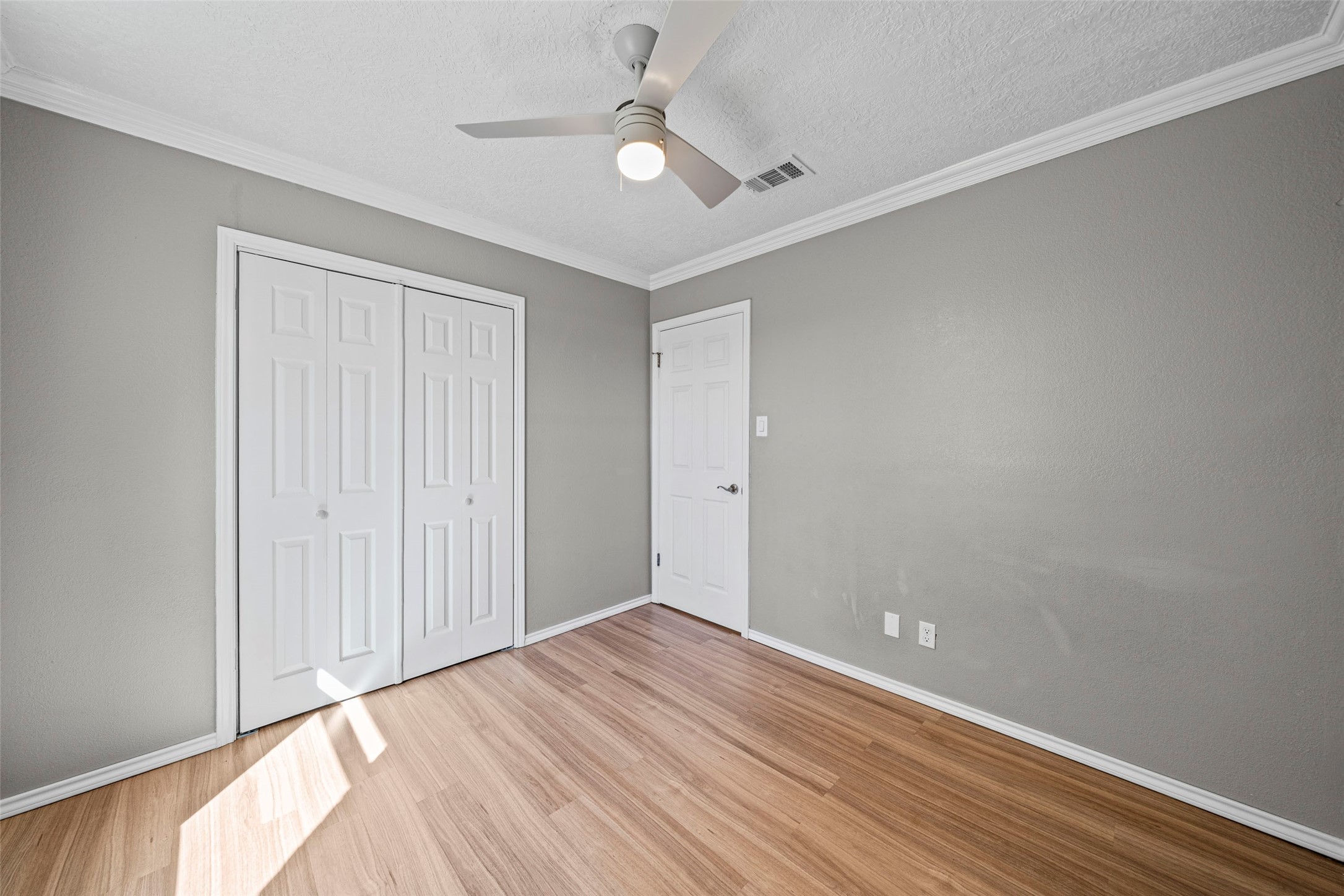 4355 Metronome Drive Grand Prairie TX 75052