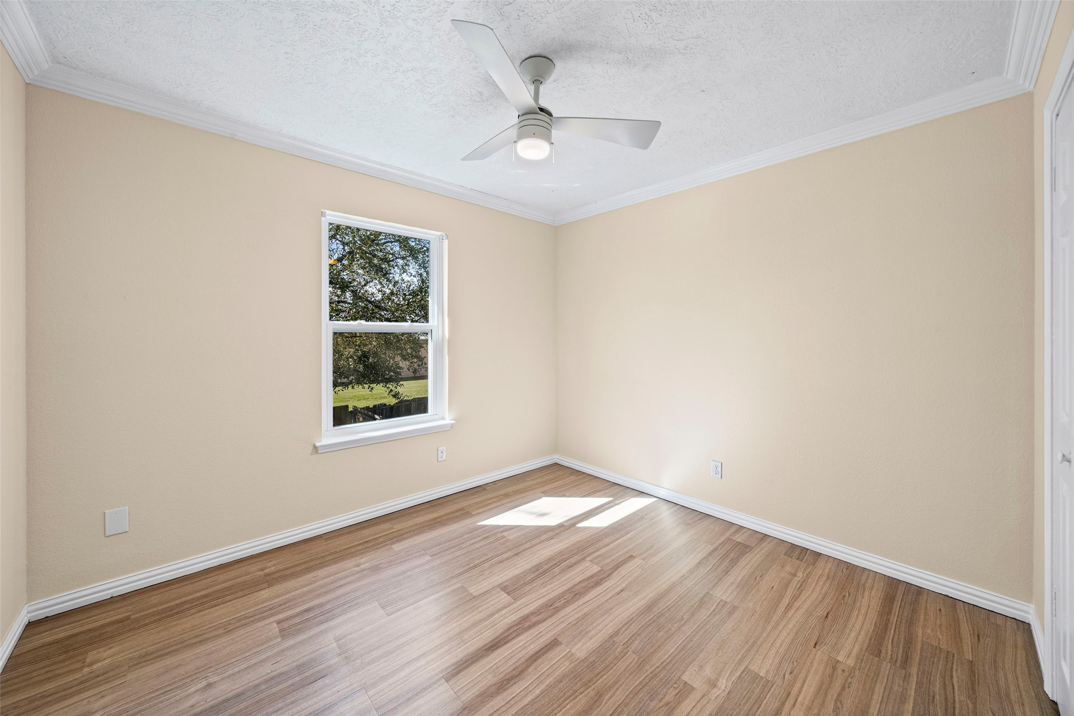 4355 Metronome Drive Grand Prairie TX 75052