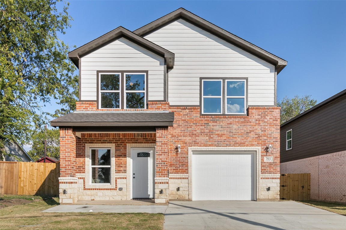 703 S Hattie Street Terrell TX 75160