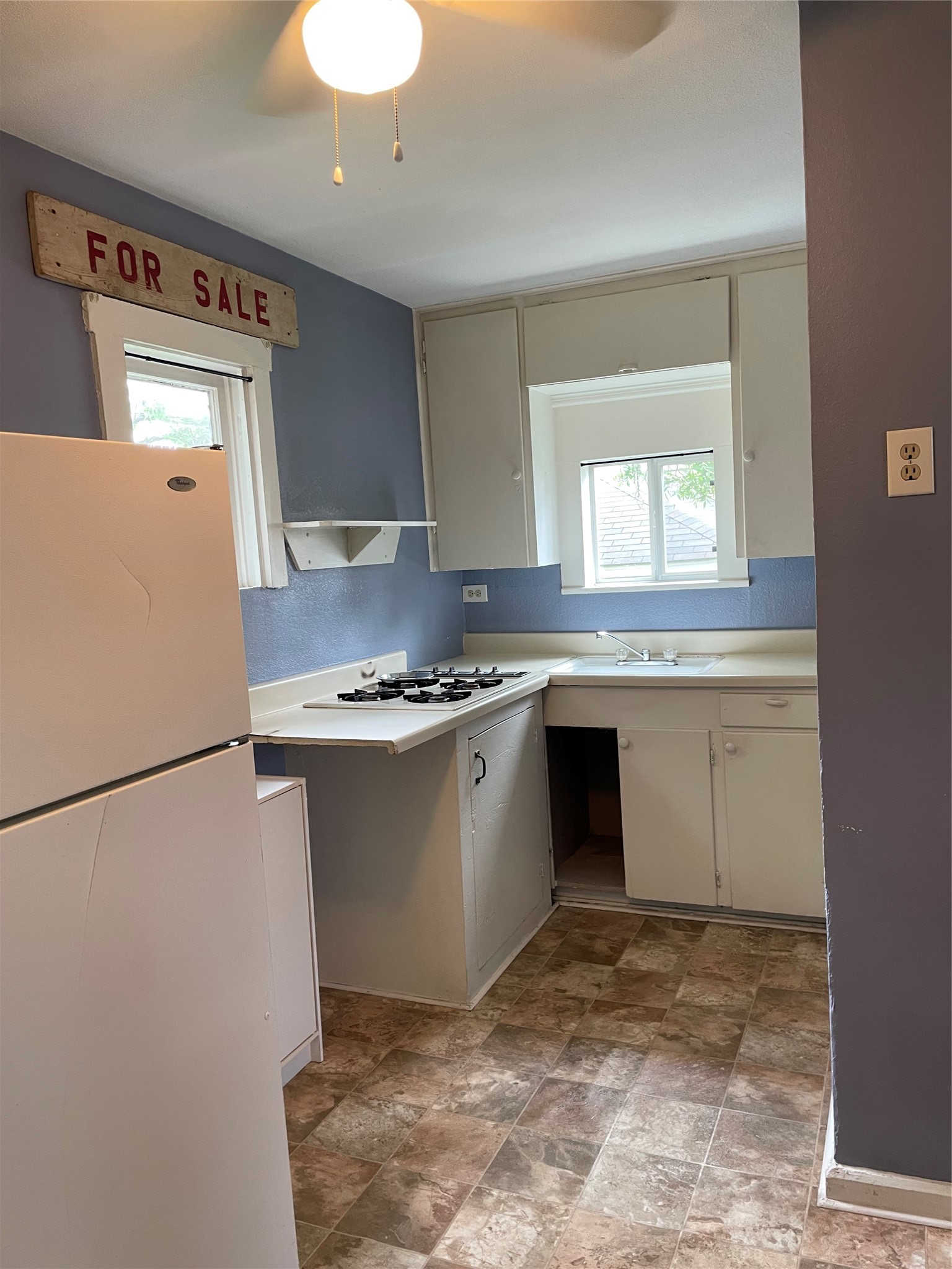 229 N Marlborough Avenue Dallas TX 75208