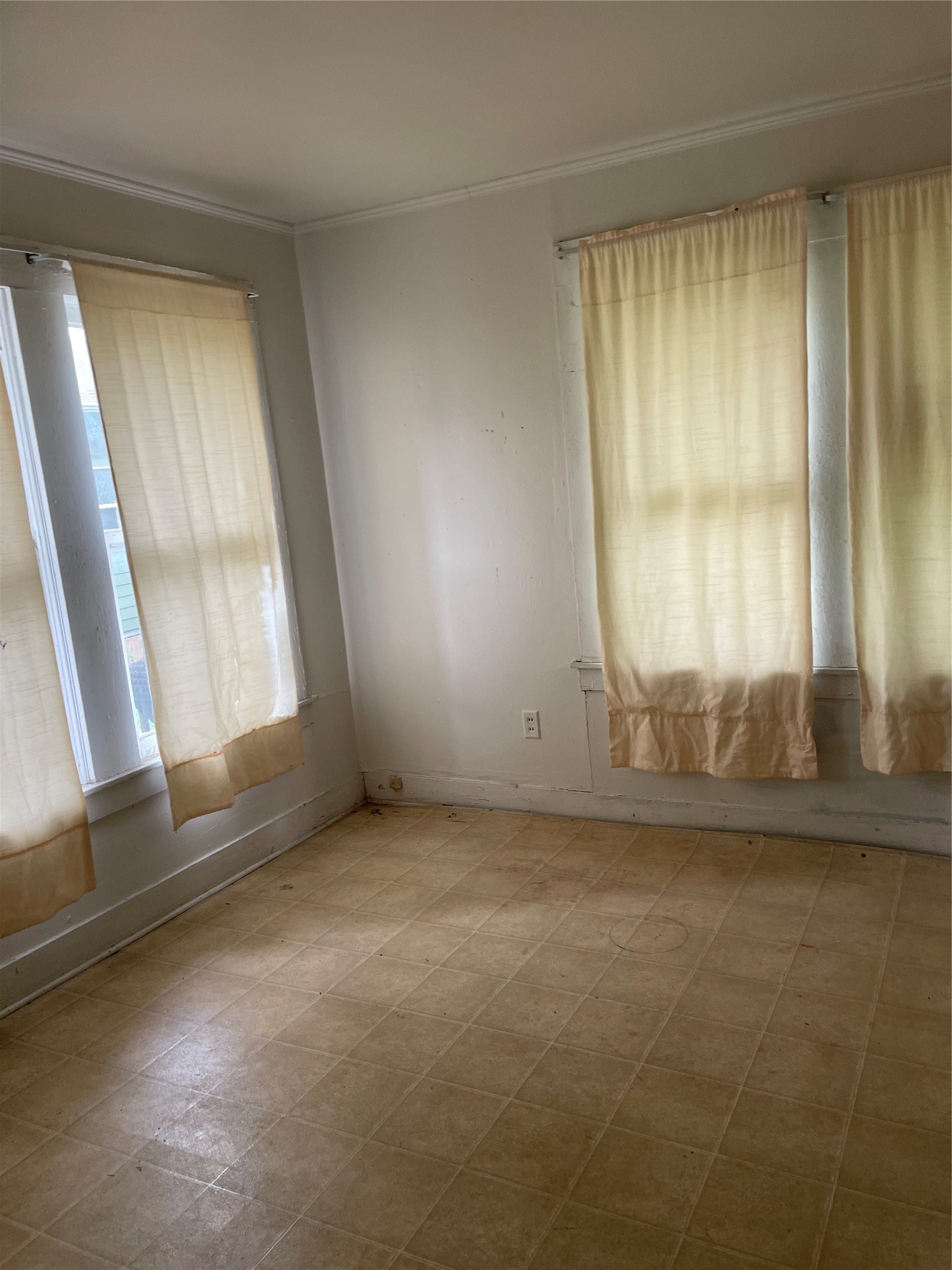 229 N Marlborough Avenue Dallas TX 75208
