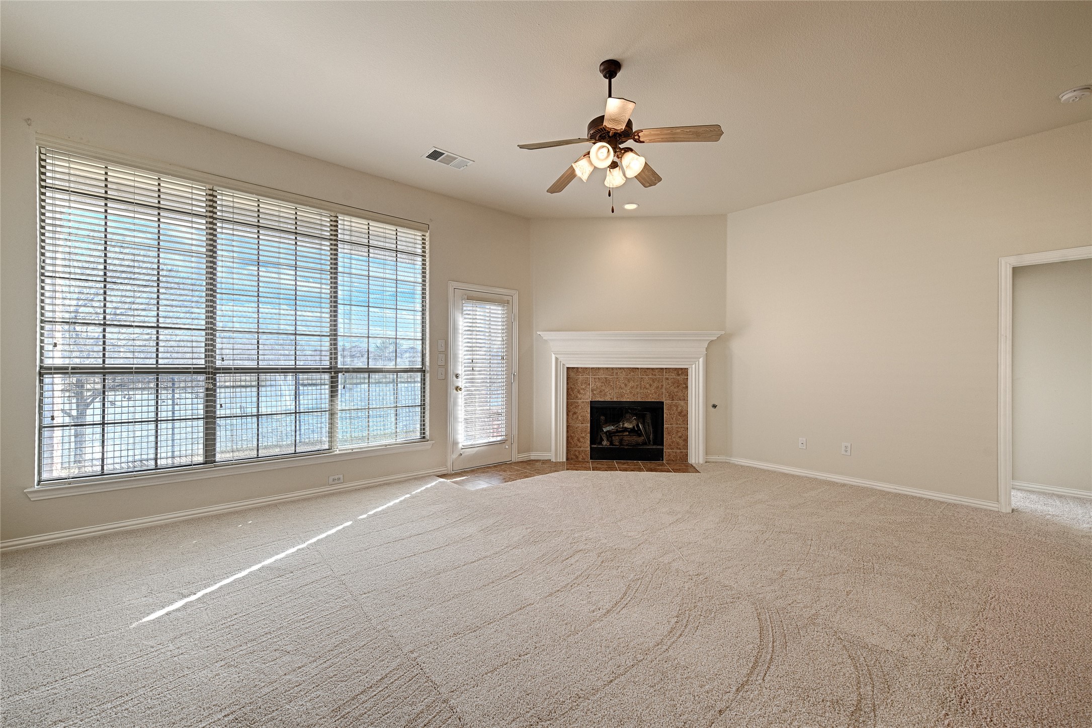 2619 Cove Drive Grand Prairie TX 75054