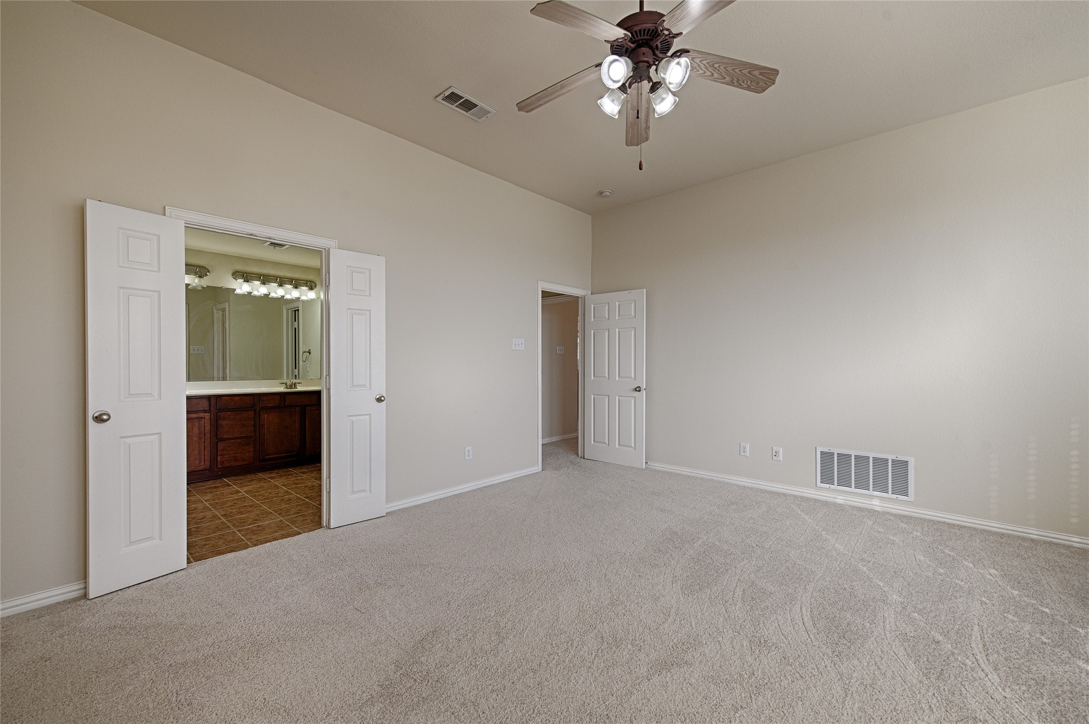 2619 Cove Drive Grand Prairie TX 75054