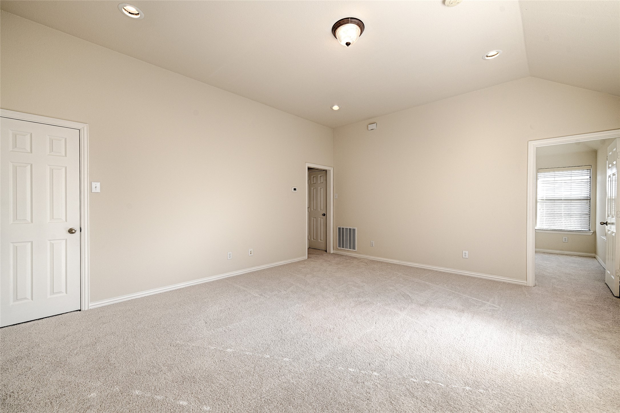 2619 Cove Drive Grand Prairie TX 75054
