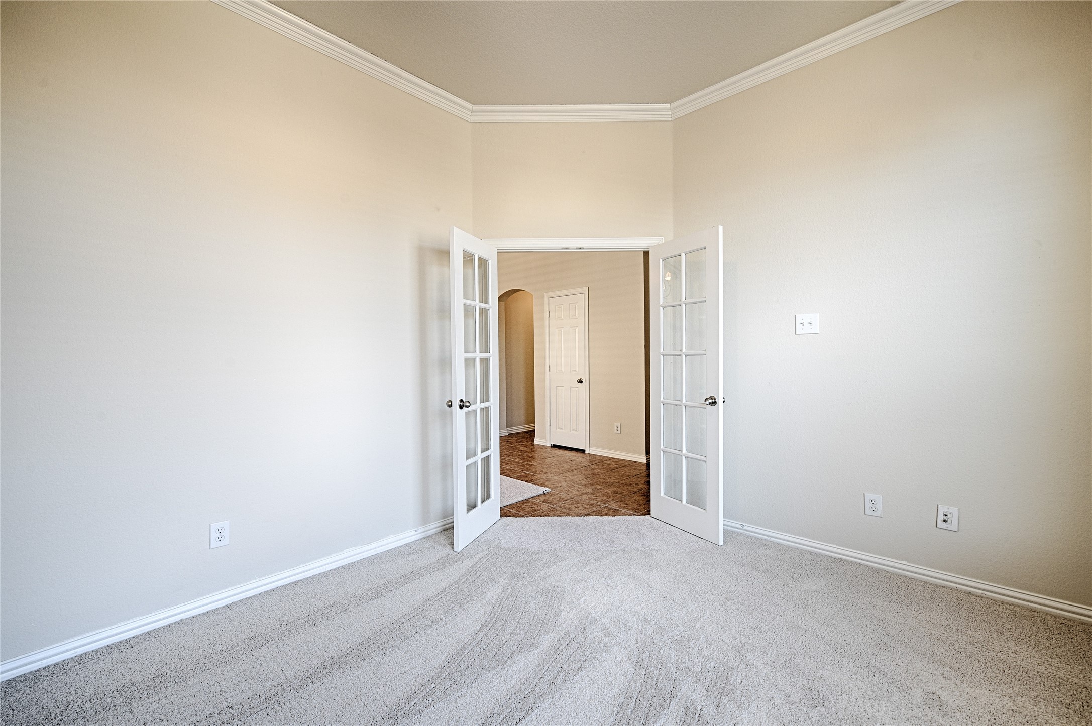 2619 Cove Drive Grand Prairie TX 75054