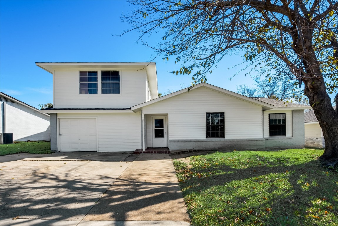 3105 Selfridge Drive Arlington TX 76014