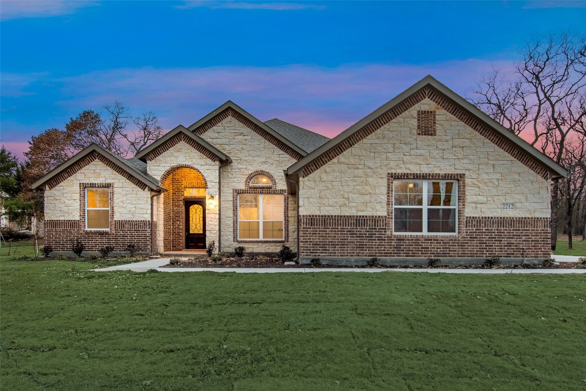 2212 Crystal Palace Boulevard Alvarado TX 76009