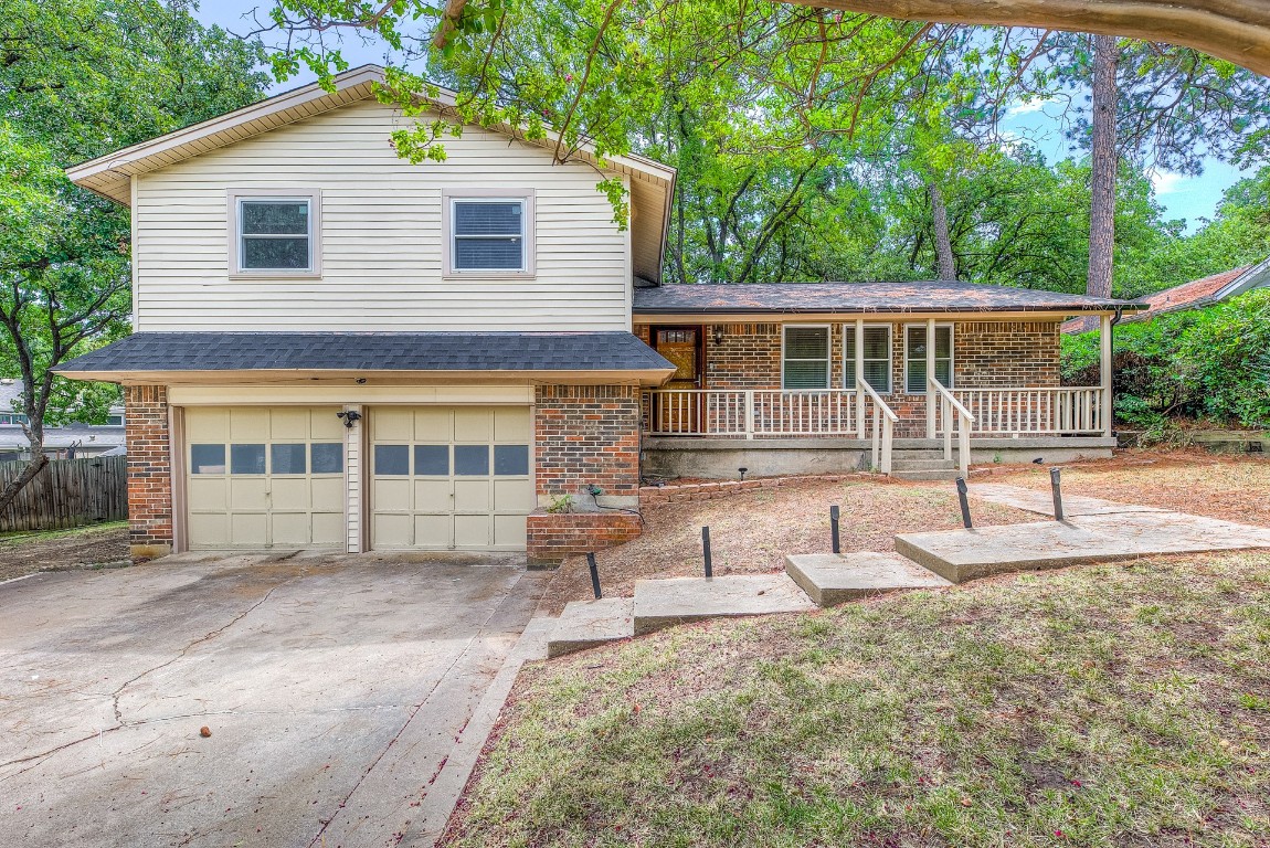 2604 Oak Cliff Lane Arlington TX 76012
