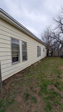 405 W Elm Street Olney TX 76374